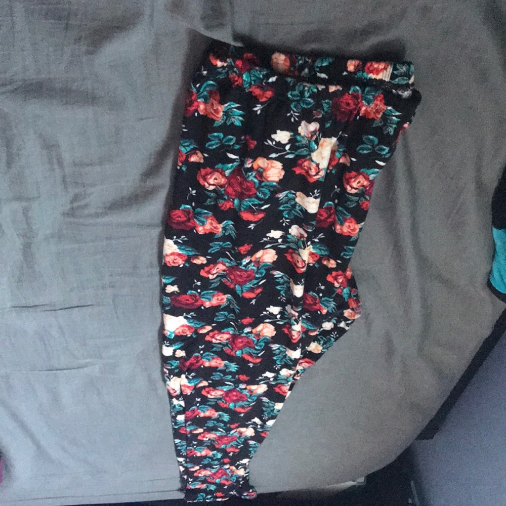 Rose printed leggings